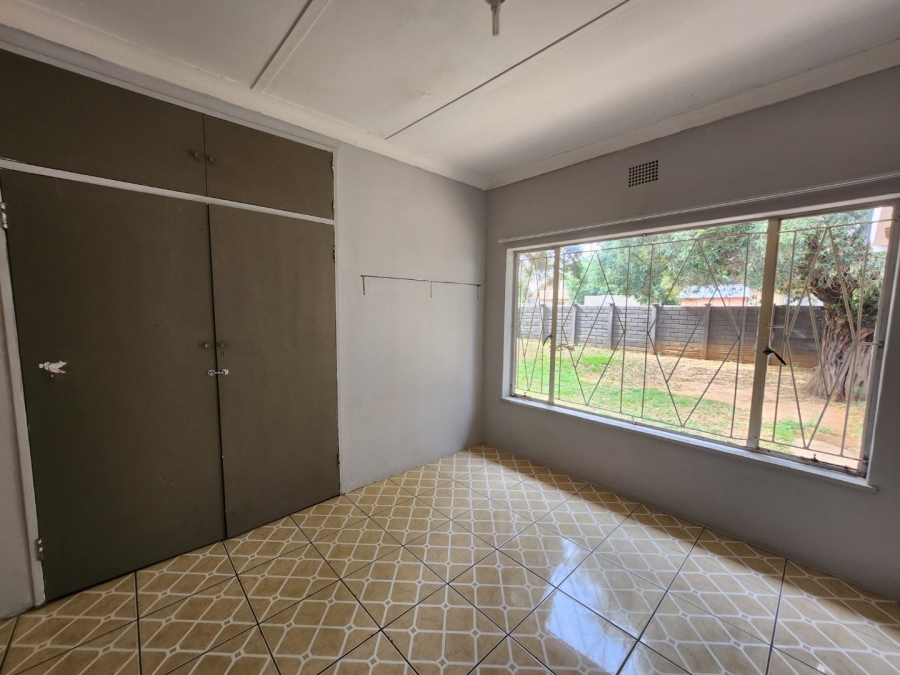 4 Bedroom Property for Sale in Stilfontein Ext 4 North West